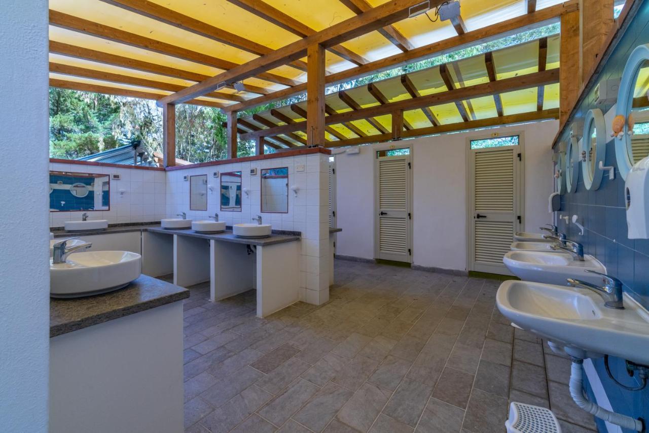קאפוליברי Camping Lacona מראה חיצוני תמונה
